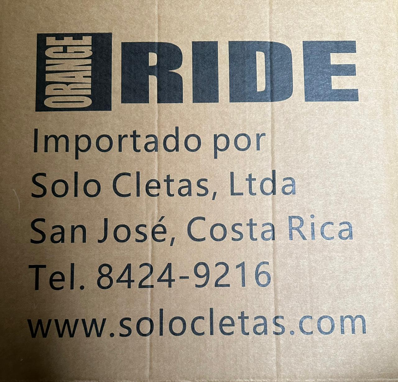 Tailgatepad Orange Ride para transportar hasta 5 bicicletas