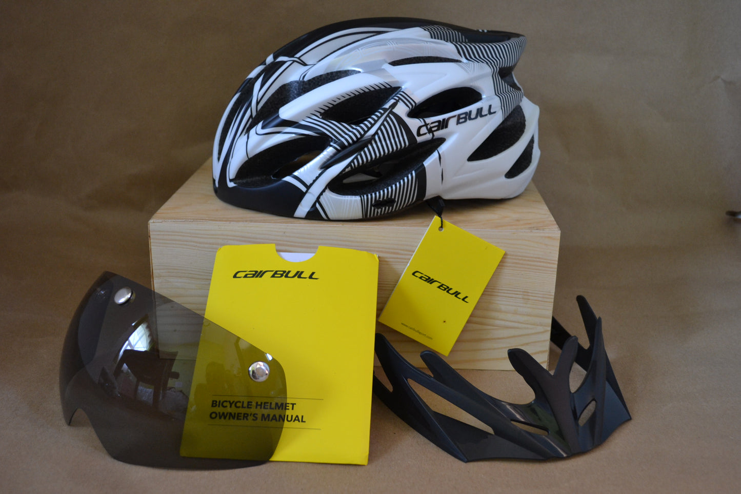 Casco Cairbull Allroad 3 en 1 Gafas, luz y visera. Colores Gris o Blanco con gris